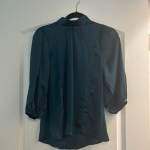 Lucca Hunter green medium blouse